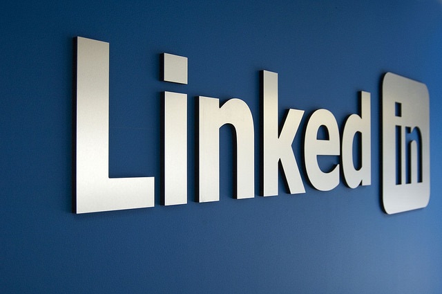 Precision Targeting and Compliance: Global Digital Marketing on LinkedIn