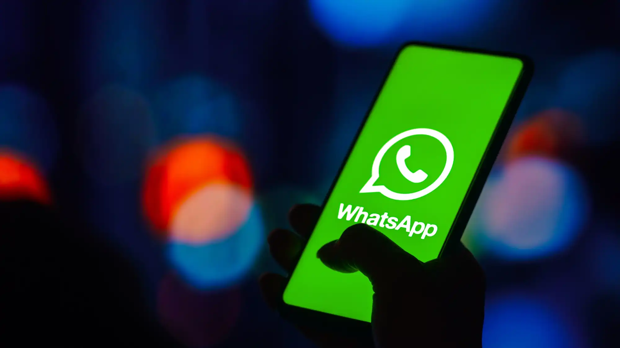 How do you use the 007 Address Book Generator? How do you import your address book into WhatsApp?